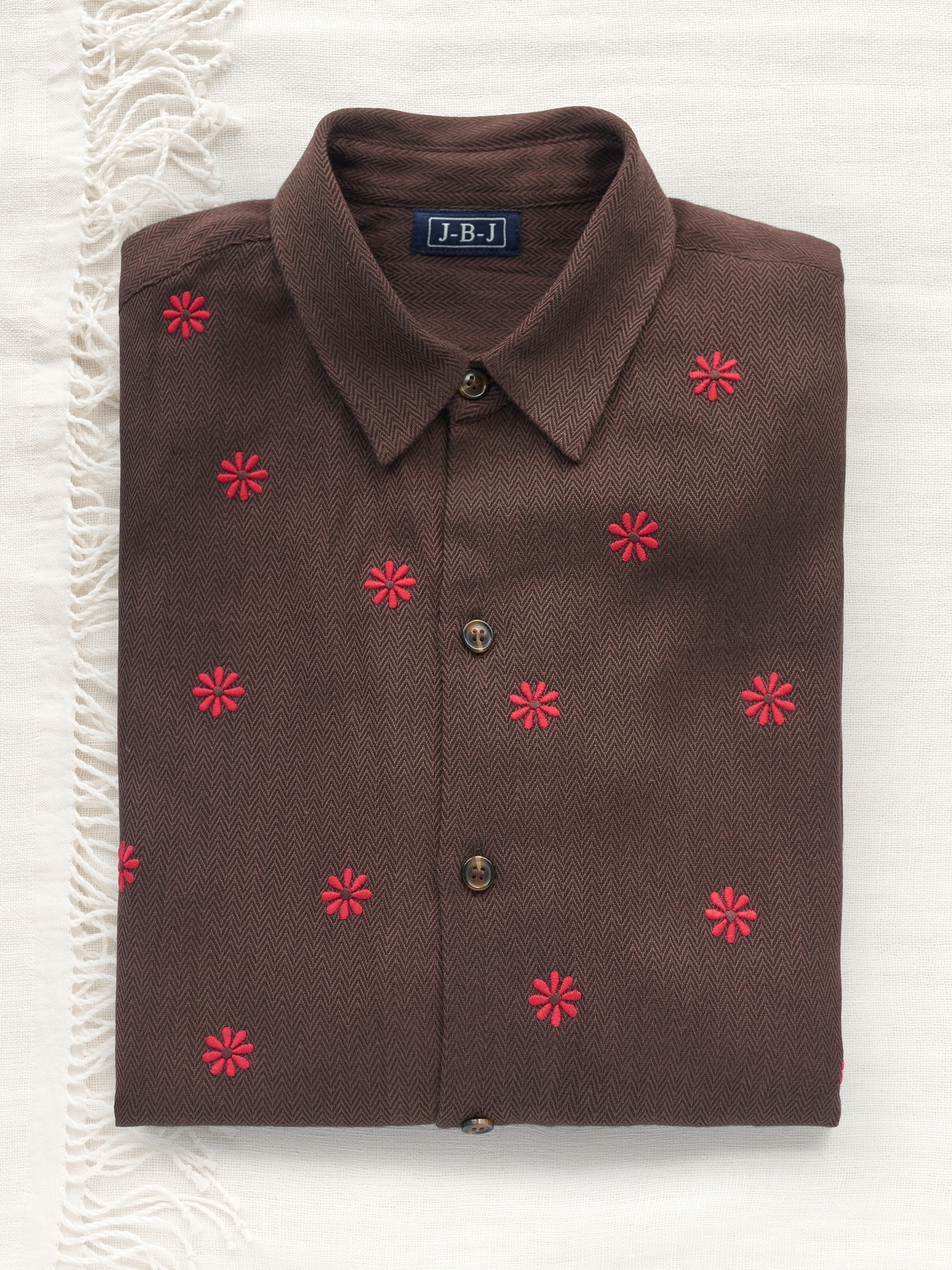 Shirts | Jupe by Jackie
